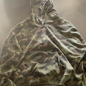 Camo soft crop hoodie